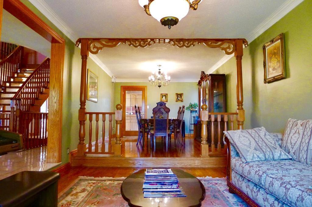 Villa Alexandrea ไนแอการาฟอลส์ ภายนอก รูปภาพ